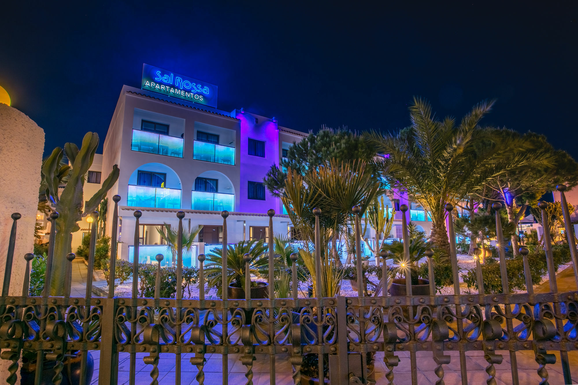 Apartamentos Sal Rossa Ibiza Town Exterior photo